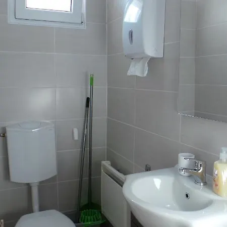 Rozalia Apartmán Gyula